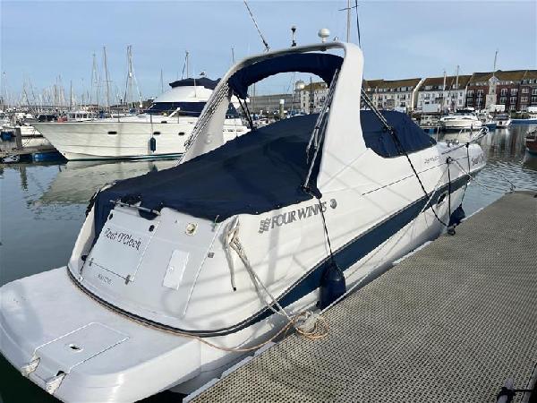 Four Winns Vista 268 For Sale From Seakers Yacht Brokers
